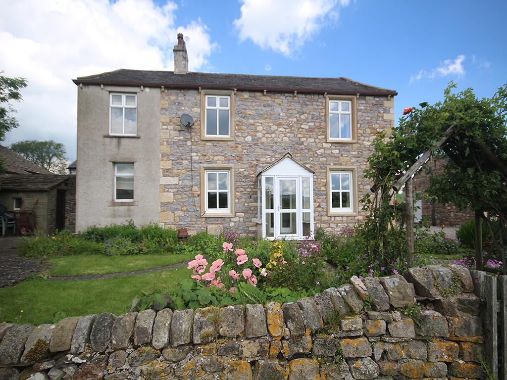 5 bedroom detached house To Let in Rimington - Main Image